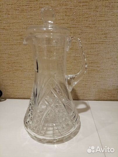 Хрустальный кувшин