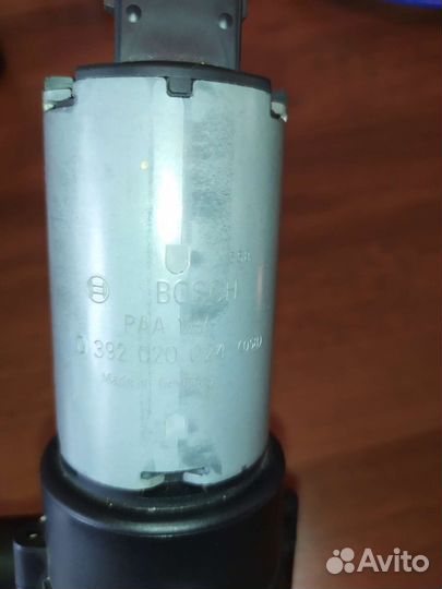 Водяной насос автомобильный