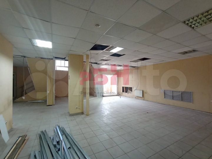 Шоурум, офис 232м2 жд район