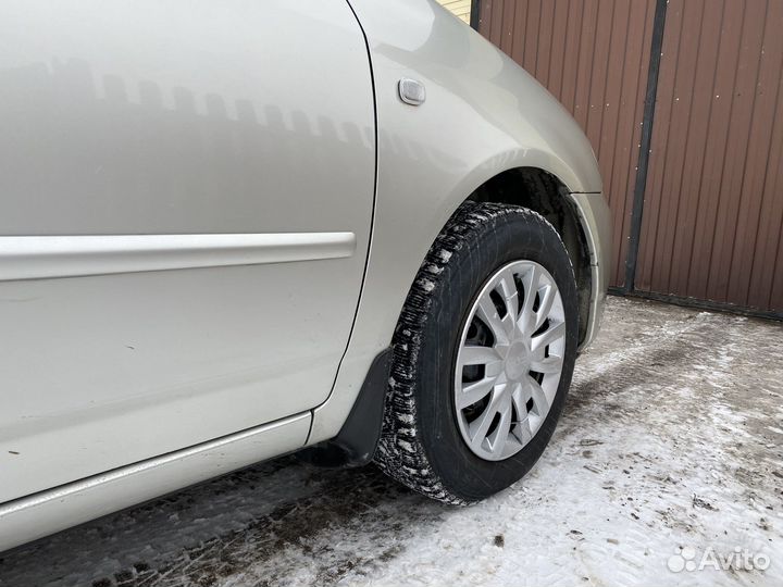 Toyota Corolla 1.6 AT, 2005, 300 000 км