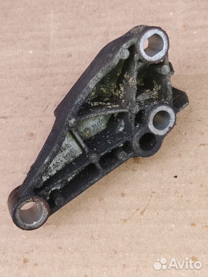 Кронштейн генератора bmw м57 дизель