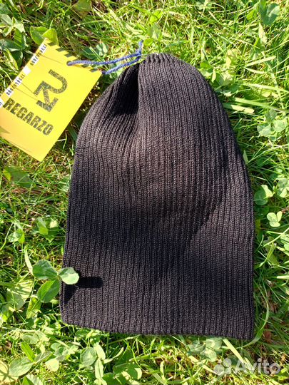 Шапка для девочки новая