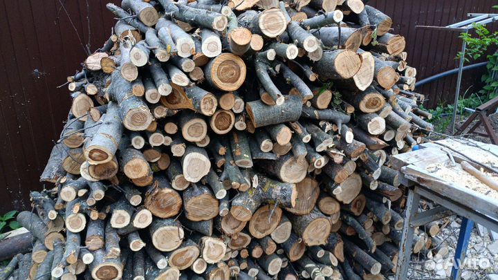 Дрова яблоневые