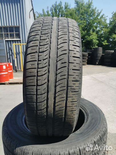 Pirelli P Zero Asimmetrico 235/65 R17