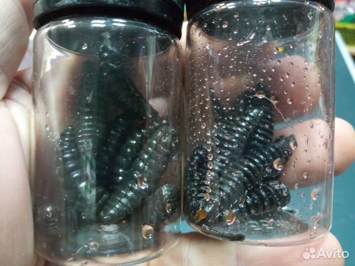 Черная резина на форель (ручная работа)