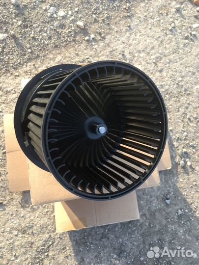 Мотор отопителя. Largus, Vesta, Renault