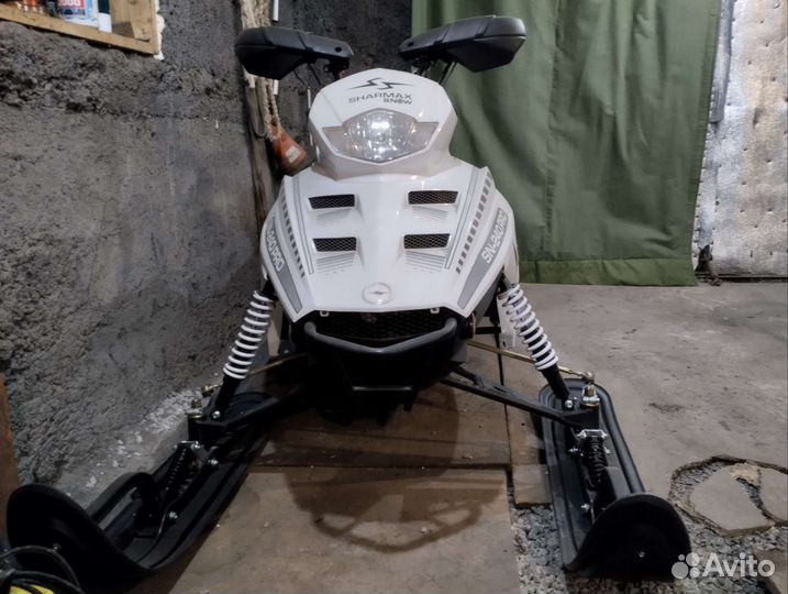 Снегоход 240кубиков