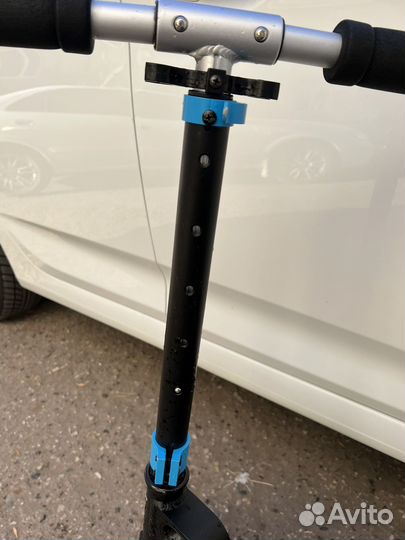 Самокат двухколесный Reaction