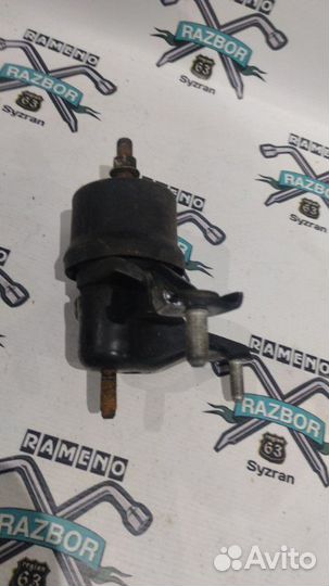 Подушка двигателя передняя правая Toyota Camry ACV