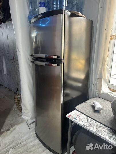 Холодильник Whirlpool no frost