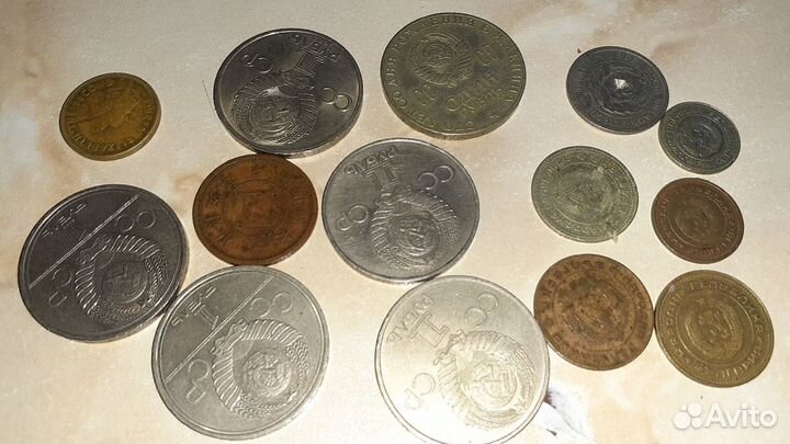 Продам монеты и марки