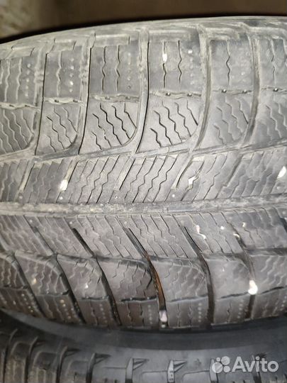 Michelin X-Ice 3 205/60 R16 96H