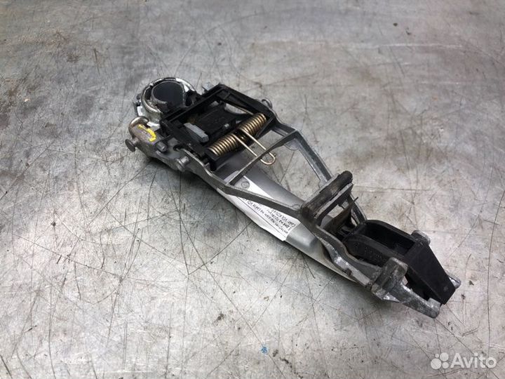 Кронштейн ручки Skoda Octavia (A5 1Z) 2004-2013