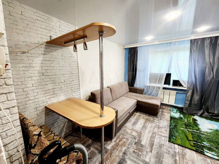 Комната 14 м² в > 9-к., 3/3 эт.