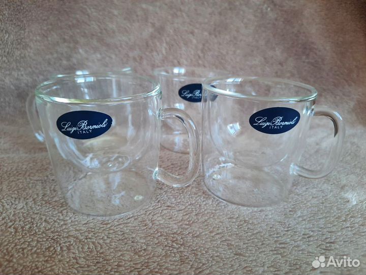 Кружка с двойными стенками