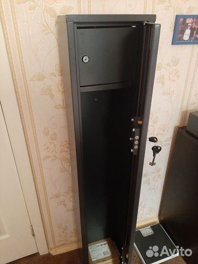 Оружейный сейф