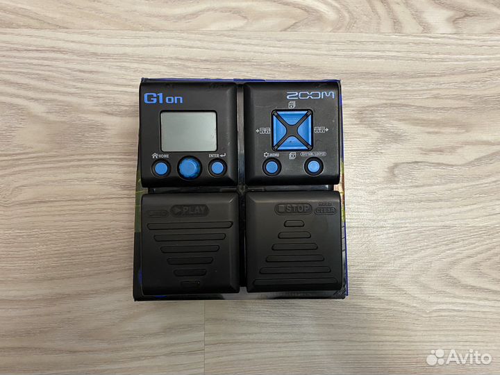 Гитарный процессор Zoom G1 on