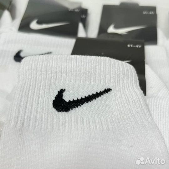 Носки Nike высокие белые