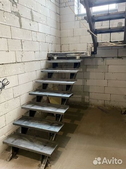 Антресольный этаж мезонин