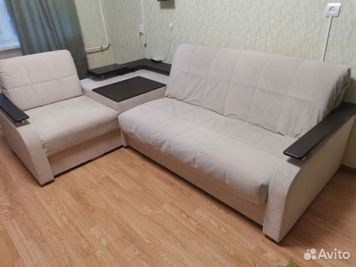 Угловой диван бу