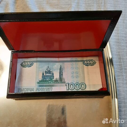 Шкатулка купюрница