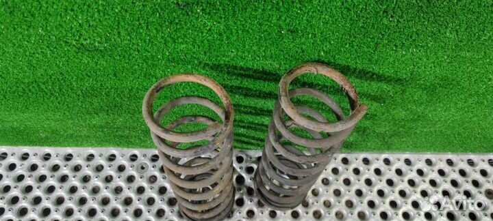 Пружина задняя Mazda 3 BK 2006