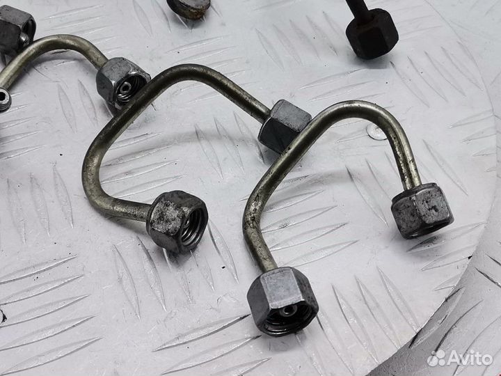 Трубка топливная Renault Scenic 2 2006 8200600509