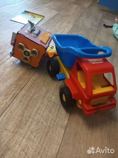 Развивающие игрушки