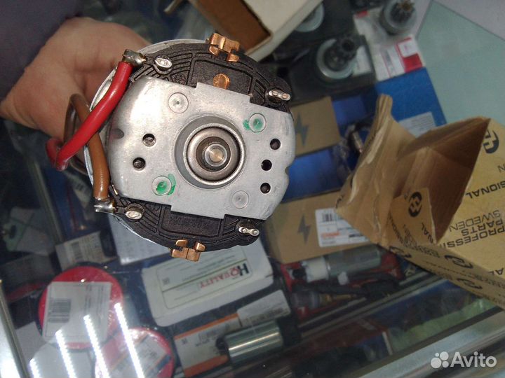 Вентилятор отопителя Volvo S60/S80/V70/XC70/XC90