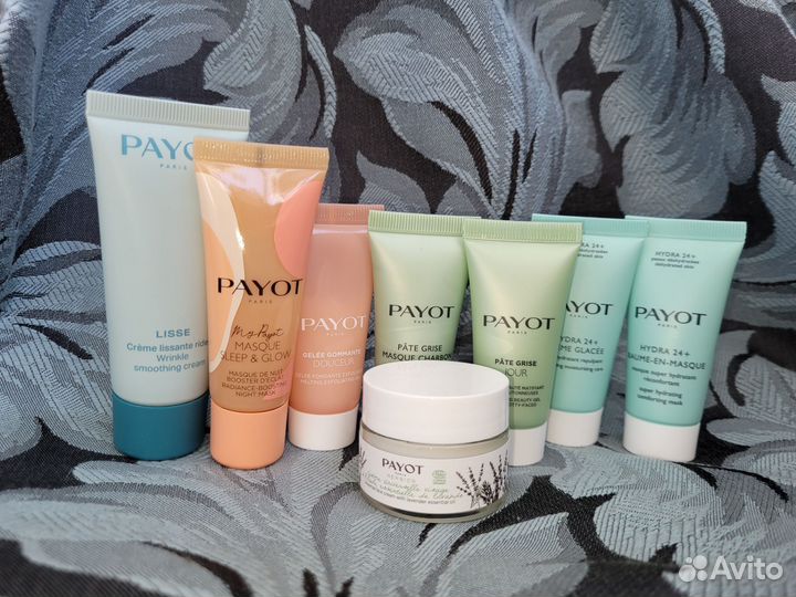 Миниатюры уходовой косметики Payot