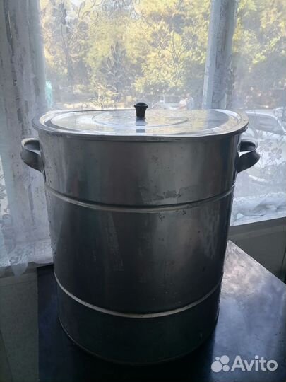 Кострюля-бак нержавейка высота 40,по боку 114