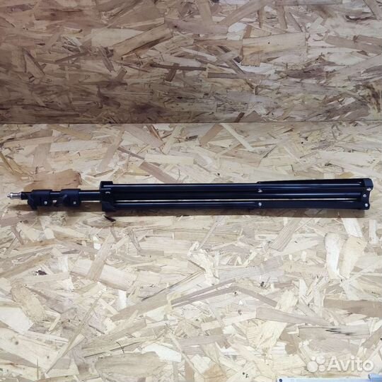 Штатив универсальный напольный 210см новый