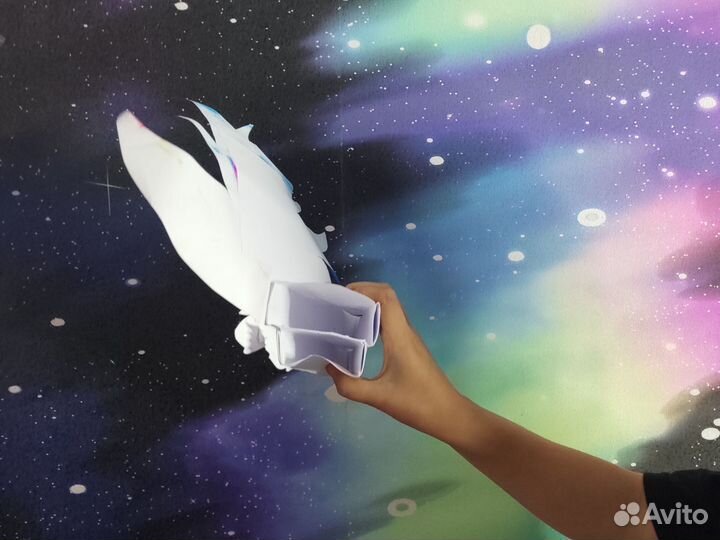 Дракон на руку из бумаги, герой из фильма