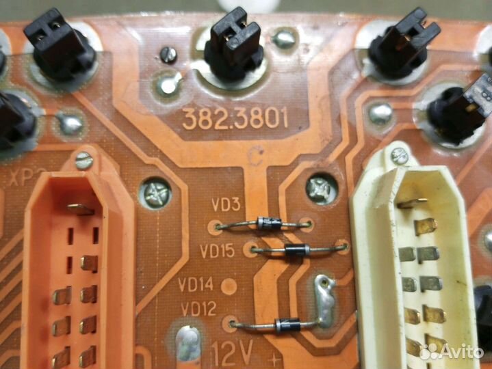 Приборная панель газ 3110 волга с лампочками