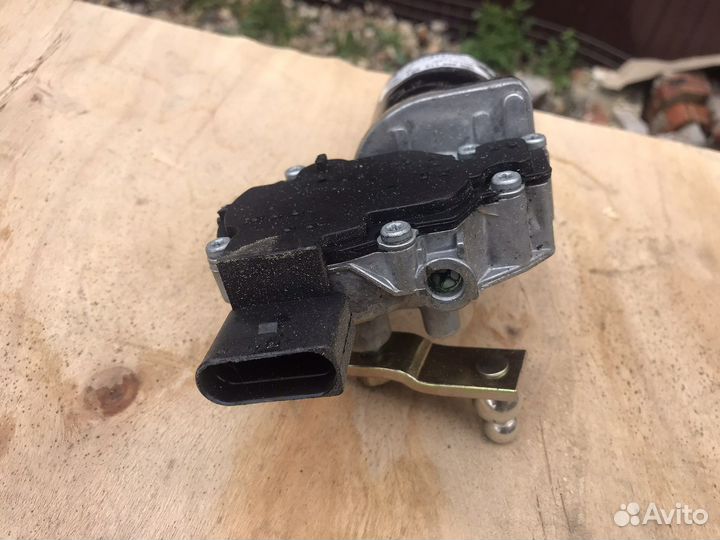 Моторчик дворников Skoda Volgswagen