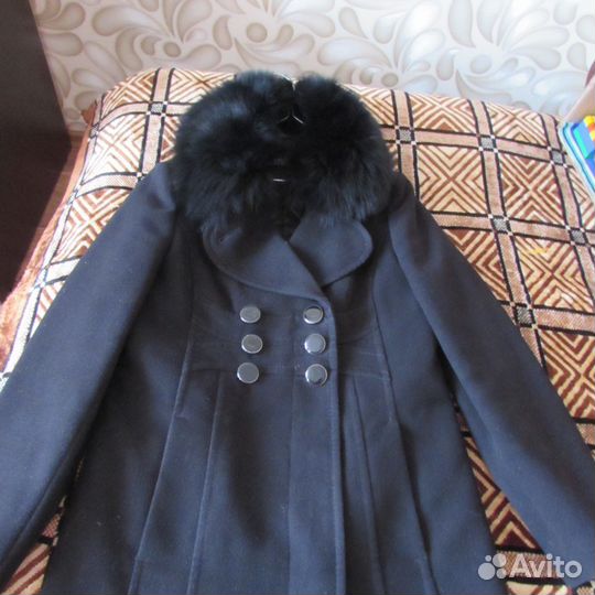 Продам зимнее пальто