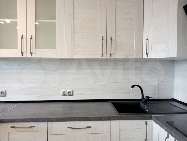 1-к. квартира, 38 м², 7/17 эт.