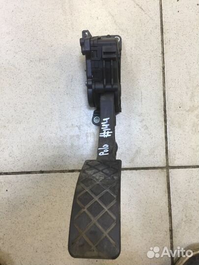 Педаль газа Volkswagen Polo 5 cfna 2011