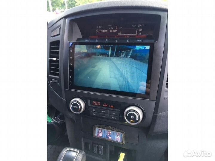 Магнитола 2DIN на Mitsubishi Pajero 4 Android