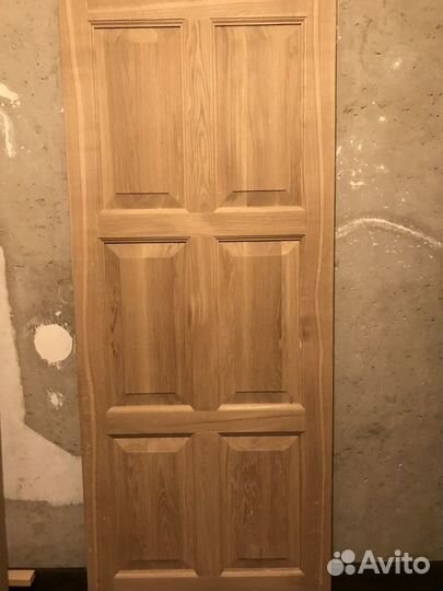Дверь из массива дуба