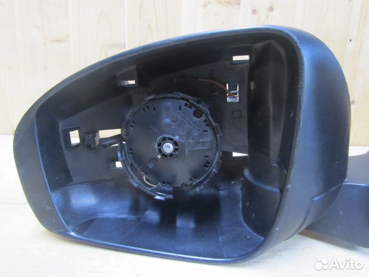 Зеркало боковое левое Nissan Almera G15