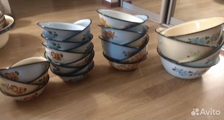 Миски эмалированные разных размеров СССР