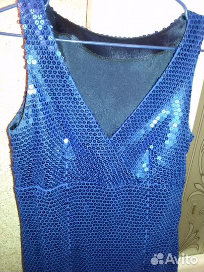 Платье с пайетками