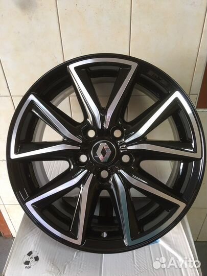 Продаю диски