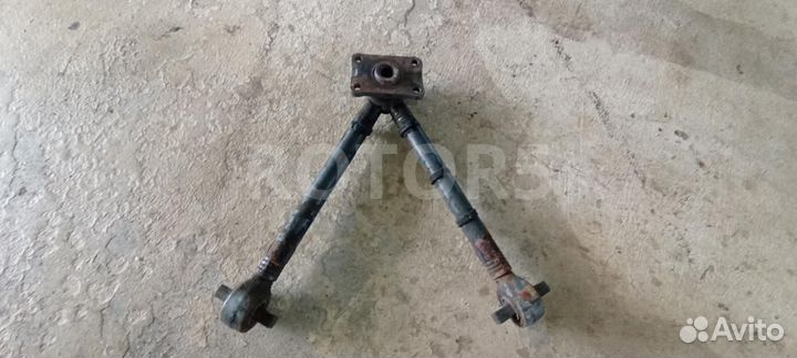 Тяга реактивная V-образная Volvo FH 3 2015