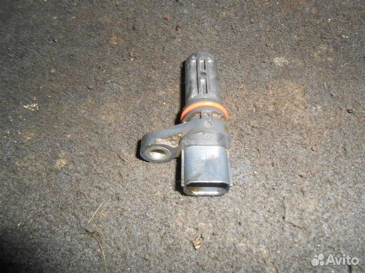 Датчик положения коленвала Honda Stepwgn RF3(01-0