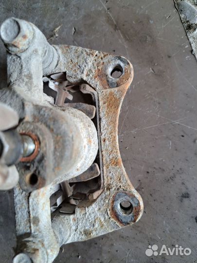 Суппорт задний Chevrolet Lacetti