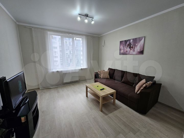 3-к. квартира, 77 м², 7/12 эт.