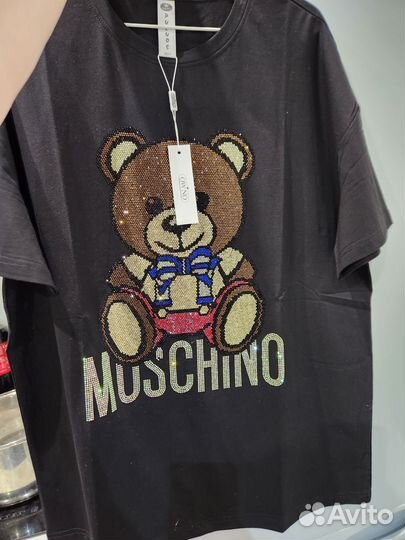 Футболка со стразами