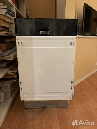 Посудомоечная машина 45 см Electrolux ESL45010